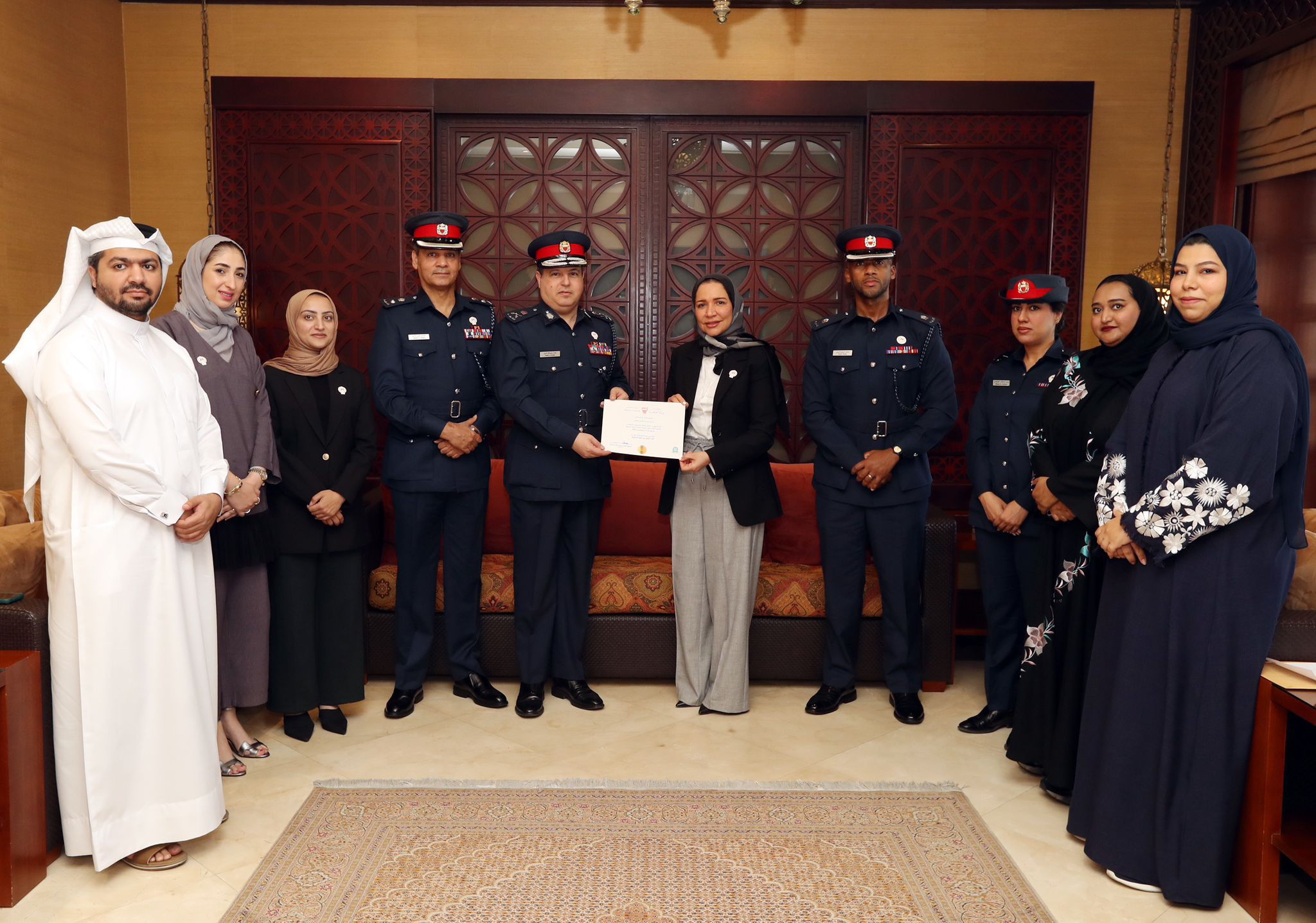 نادي ضباط الأمن العام يحقق شهادة اعتماد المستوى الألماسي كمكان  عمل معزز للصحة<